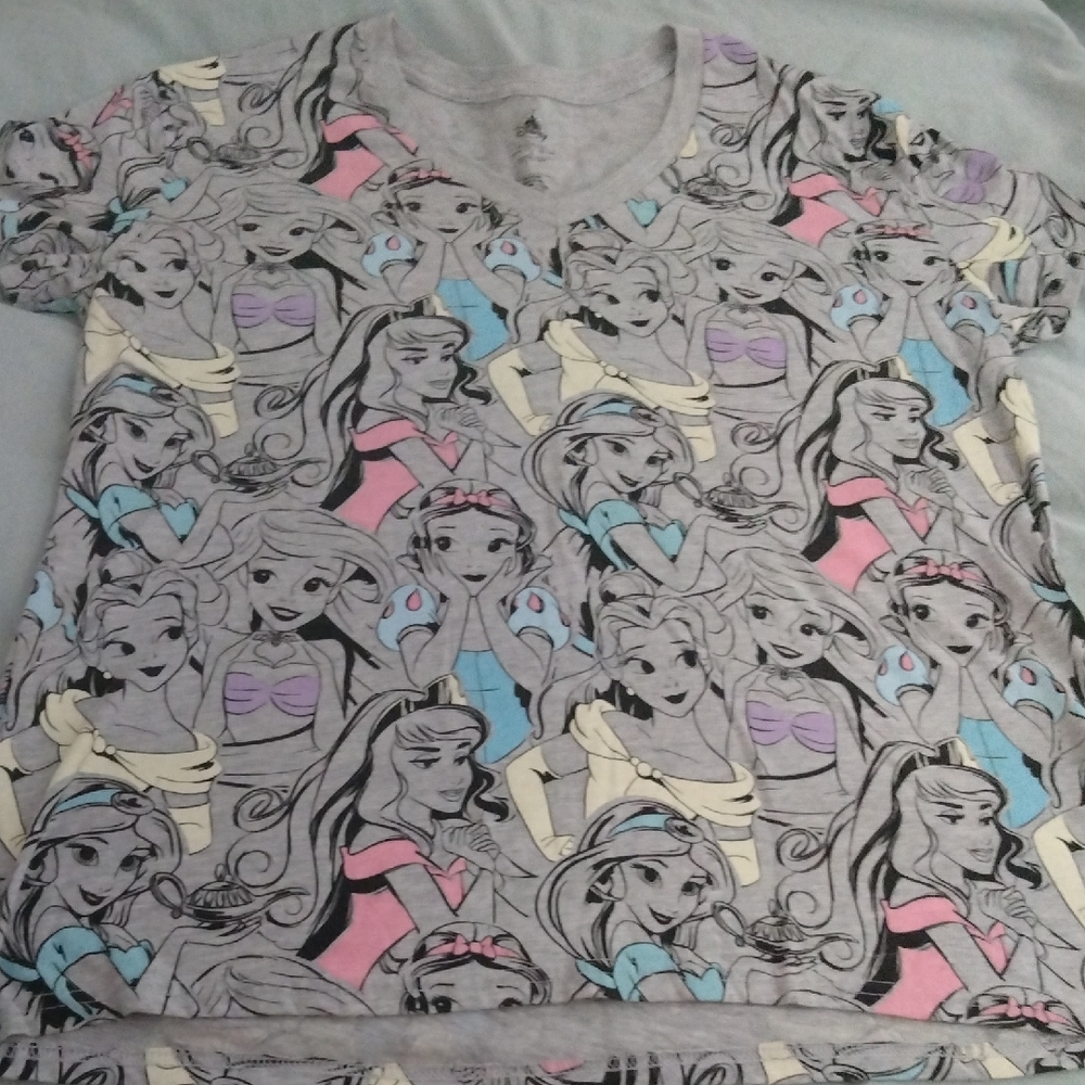 Disney Gray Short-Sleeve Tee with Pink, Blue, Cream and Purple Princesss
